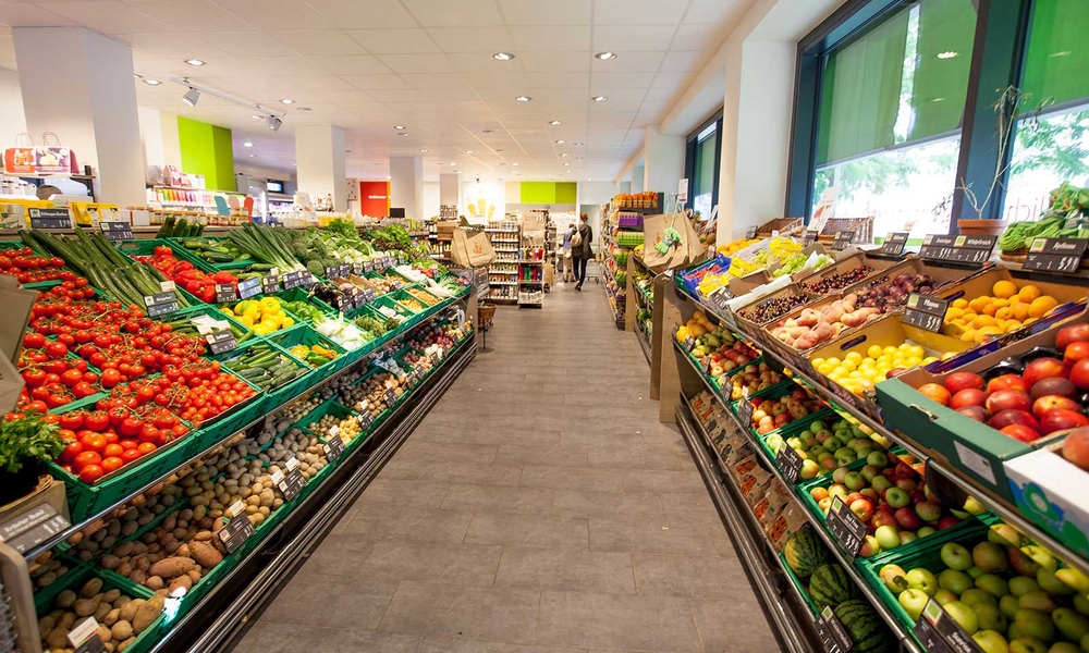 Obst und Gemüse - immer frisch im VollCorner Biomarkt Neuhausen