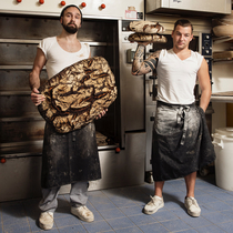 Manuel Grundei und Nico Scheller von der Lokalbäckerei Brotzeit aus Grünwald